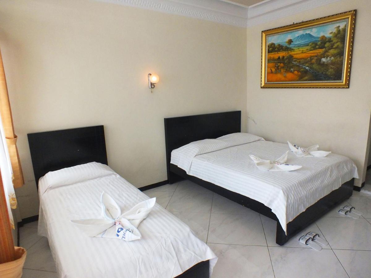 Delaga Biru Convention Hotel Богор Екстер'єр фото