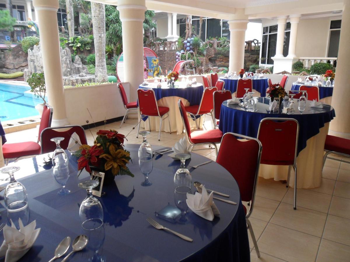 Delaga Biru Convention Hotel Богор Екстер'єр фото